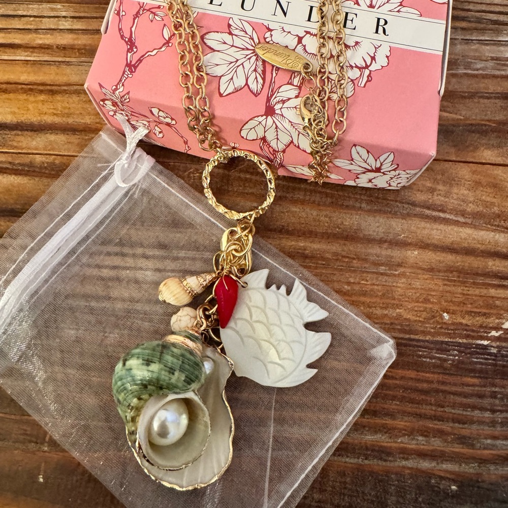 Plunder Designs Under The Sea Ocean Themed Seashell Charm Necklace Retired